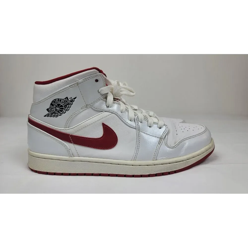 Nike Air Jordan 1 Mid‎ Basketball Shoes Mens 10.5. 2014 White Gym Red Sneakers.
